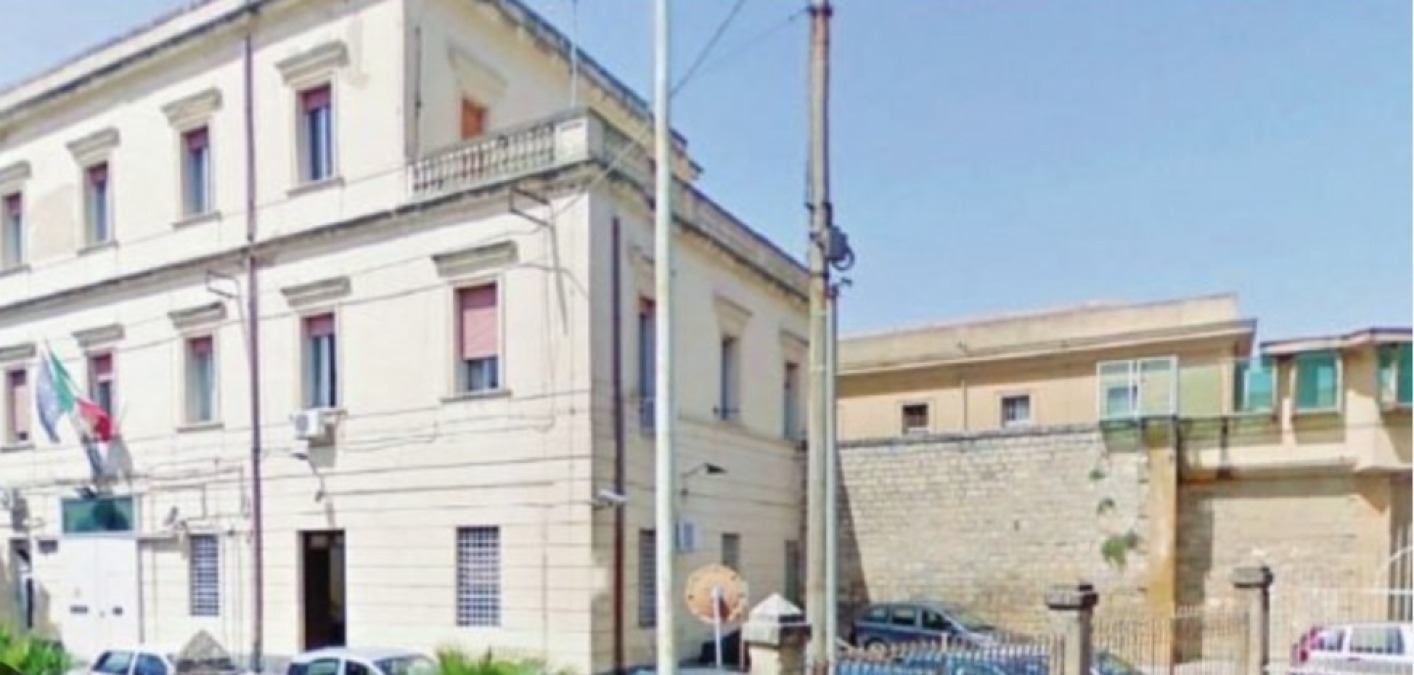 Ispettore colpito da detenuto nel carcere di Caltanissetta - 