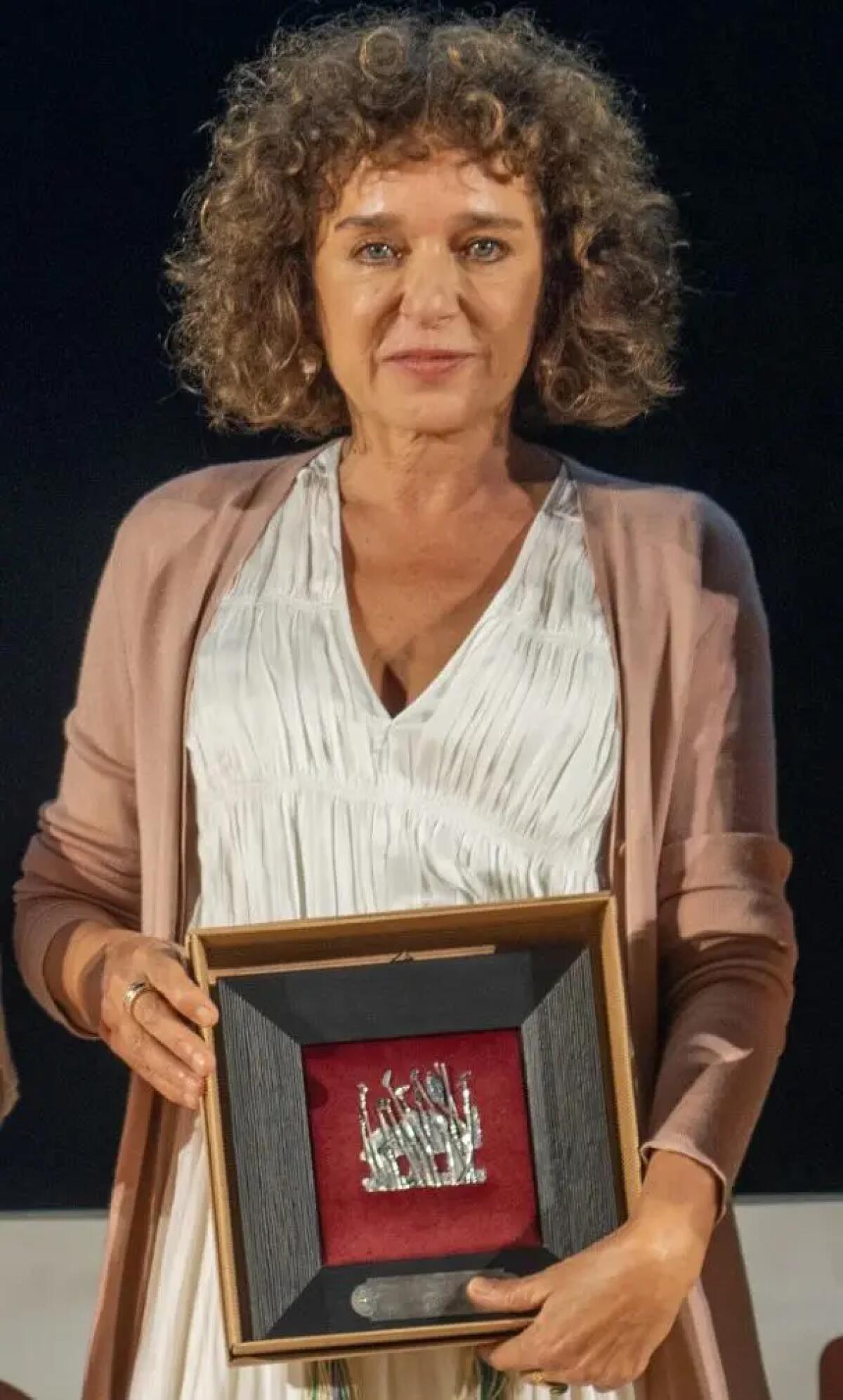 Valeria Golino, Mario Martone e Ippolita Di Majo ricevono il Premio Gruppo Arena della XX edizione del SalinaDocFest - 
