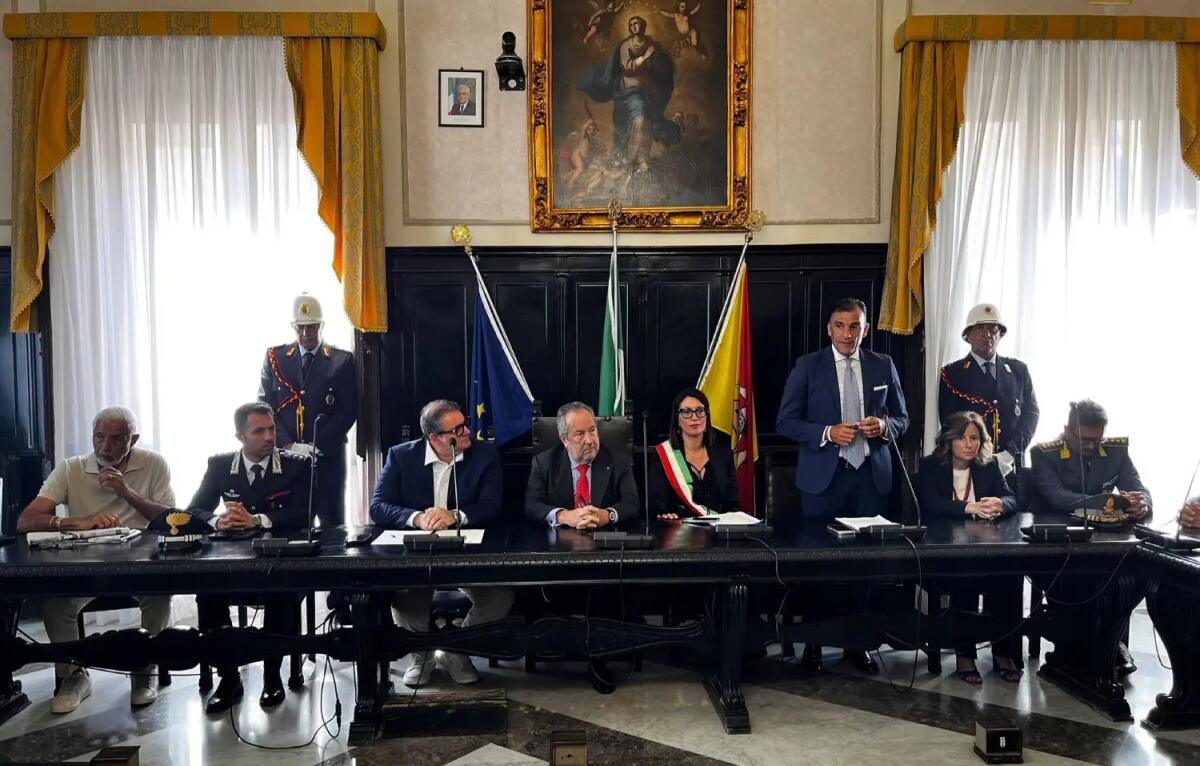 Racket ed estorsioni, istituzioni unite a Carini. Tamajo “Nessuno deve sentirsi solo” - 