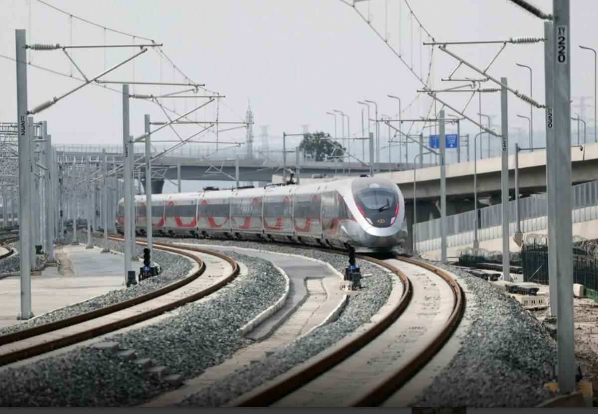 Cina, attesi 1 mld di viaggi in treno durante il picco estivo - 