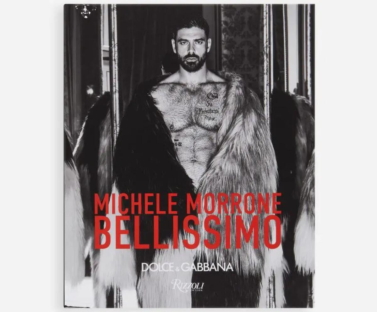 A Taormina il firmacopie di Michele Morrone per “Bellissimo” by Dolce&Gabbana - 
