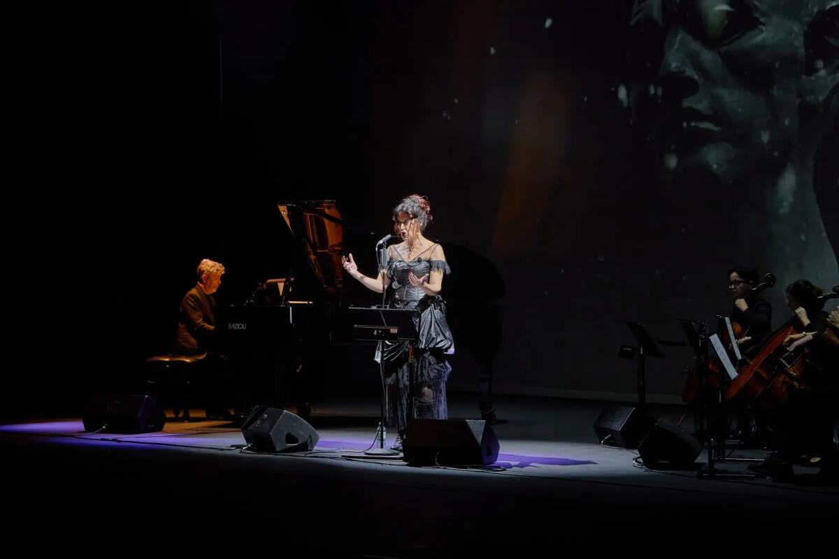 Il soprano alcamese Luciana Di Bella porta il suo “Lullaby” al Tempio di Segesta - 