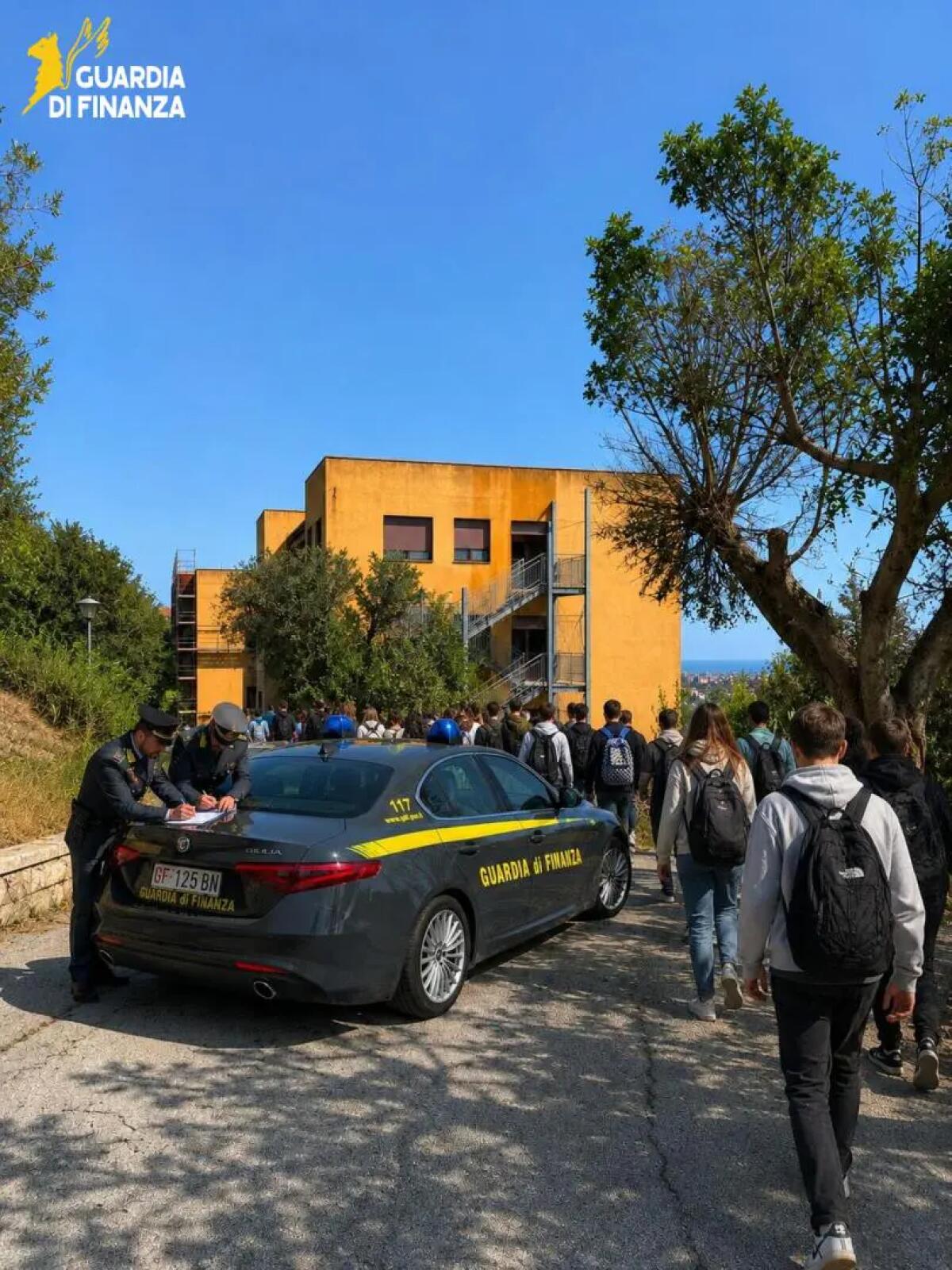 Agrigento, contrasto all’evasione fiscale nell’istruzione privata: scoperti 131 professori irregolarmente impiegati - 