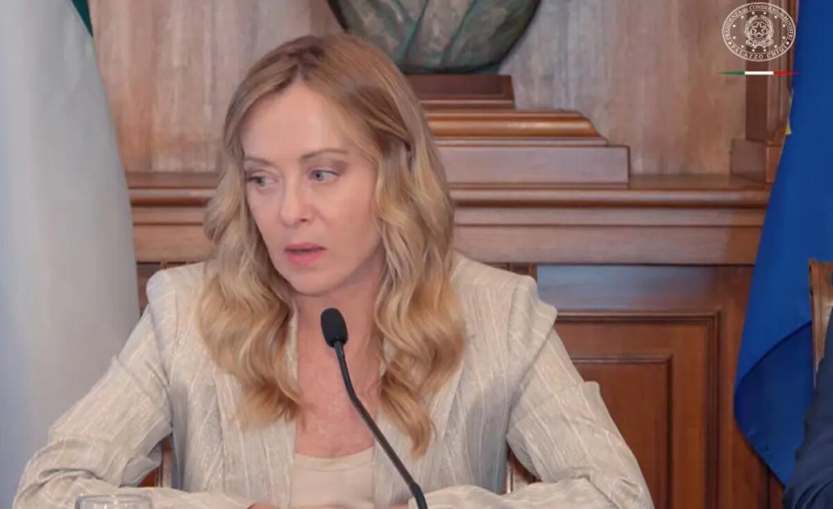 Meloni a Palermo, la premier alla riunione del comitato per l’Ordine e la Sicurezza pubblica: “Controlli straordinari, possibile uso dell’Esercito” / Video - 