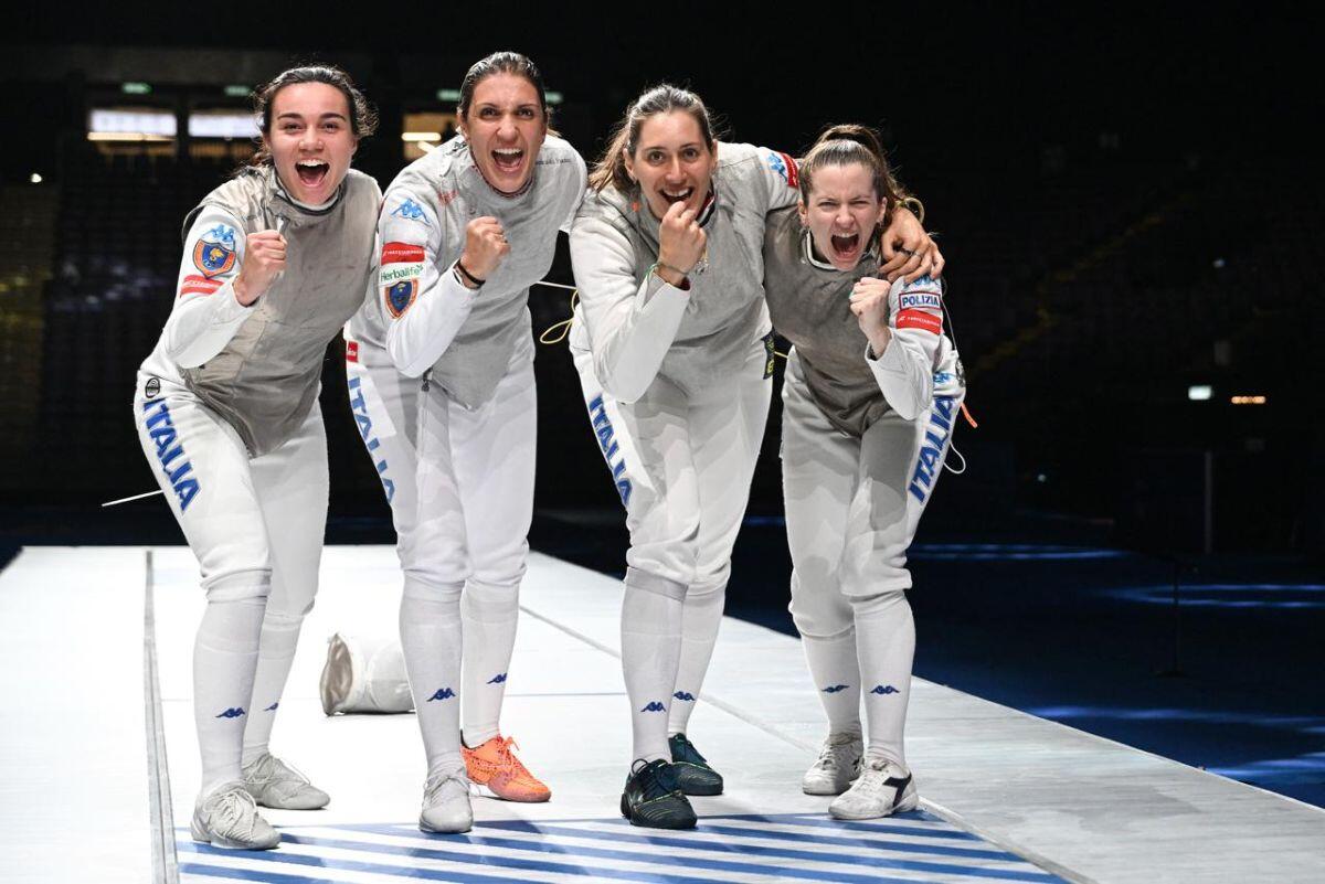 Azzurre del fioretto vincono l’oro, Italia chiude i Mondiali con otto medaglie - 