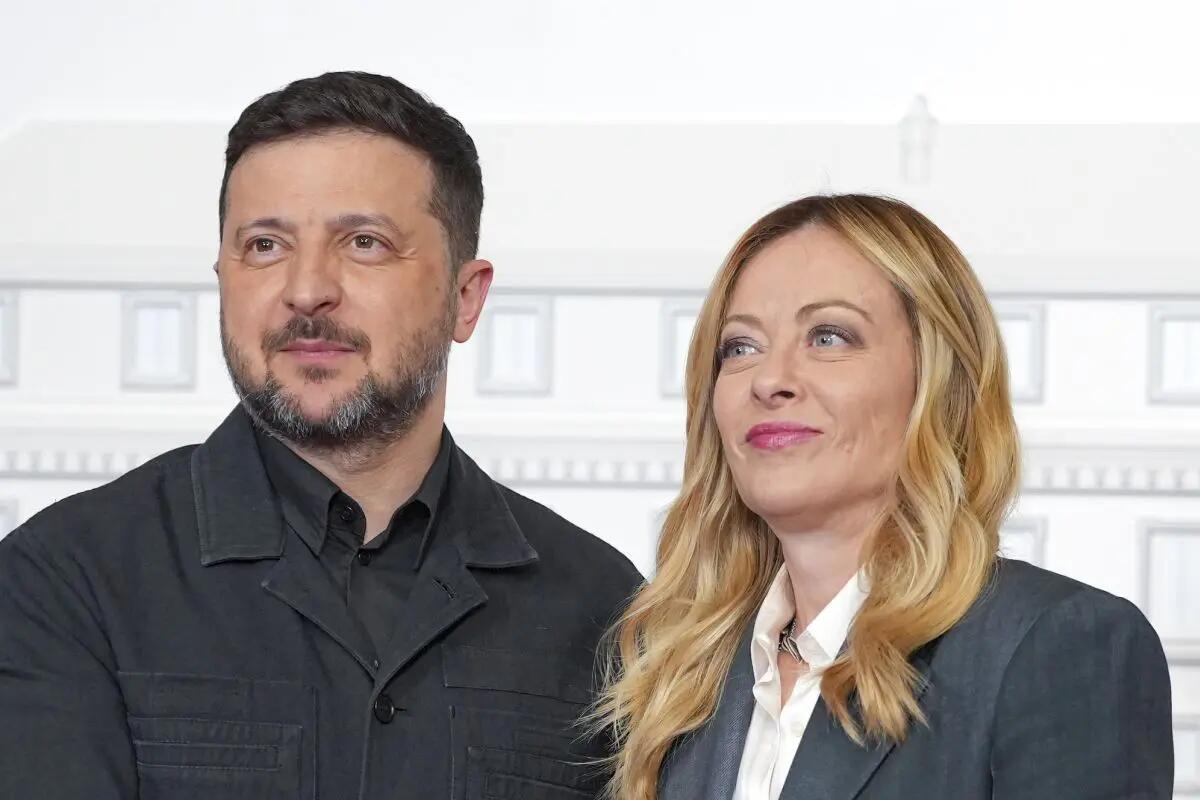 Ucraina, Meloni incontra Zelensky “Impegno al fianco di Kiev per una pace giusta” - 