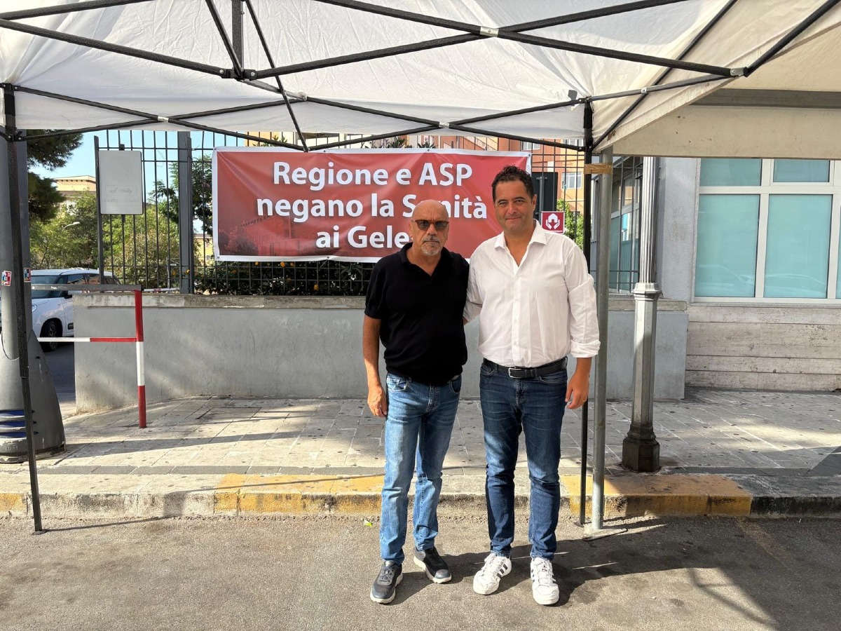 Ottavo giorno di sit-in al "Vittorio Emanuele" - 