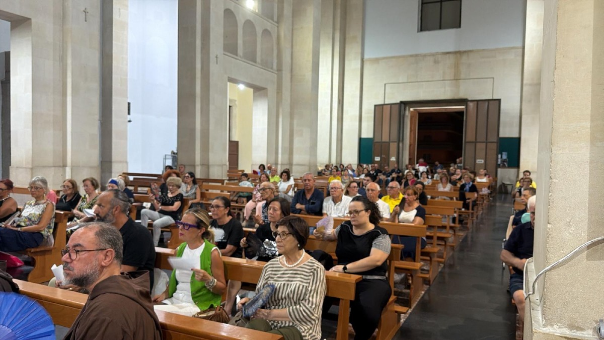 Nicosia (GelaNova): «Sanità, la fede non diventi una passerella politica» - 