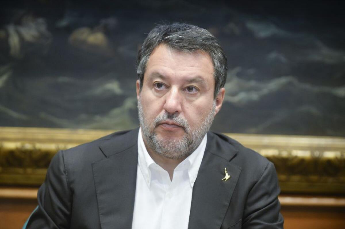 Salvini “Prorogheremo sconto su diesel, poi ragioniamo più su lungo termine” - 