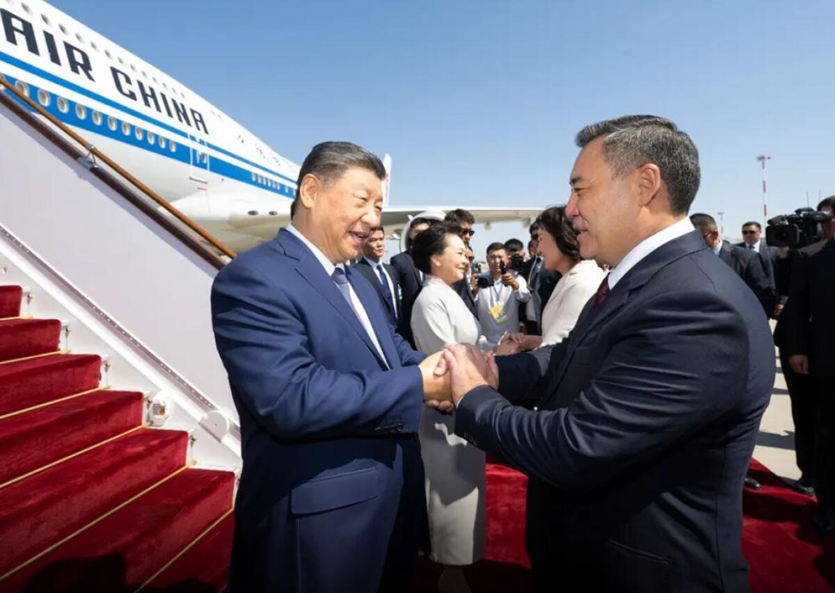 Il presidente cinese Xi Jinping in Kirghizistan per il Vertice SCO - 