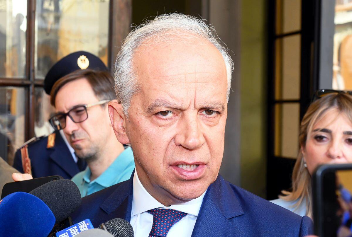 Immigrazione, Piantedosi “Dal 15 agosto rivaluteremo stop a Schengen con Spagna” - 