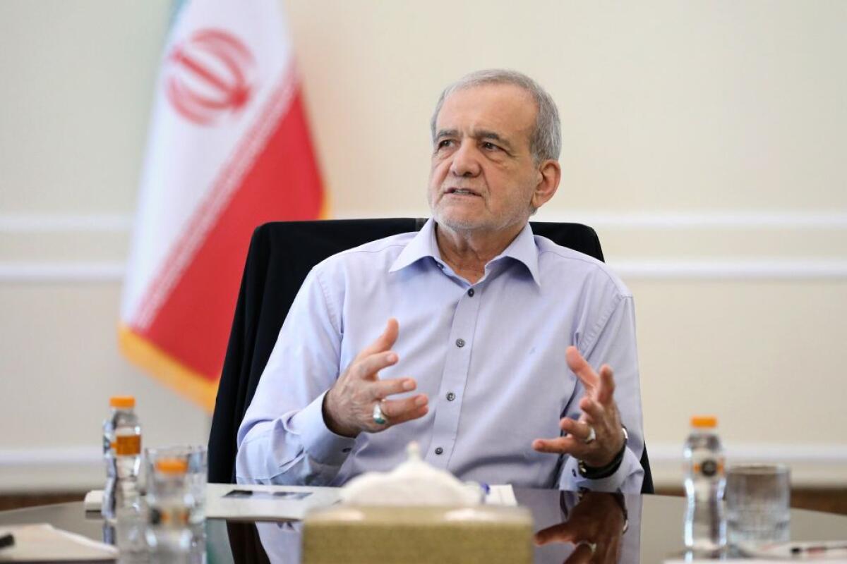 Iran, Pezeshkian “Mondo sbalordito da nostra resistenza, non siamo il Venezuela” - 