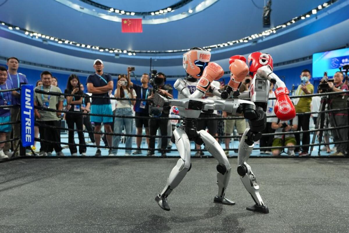 Cina, presenza di robot quadruplicata ai secondi World Humanoid Robot Games - 
