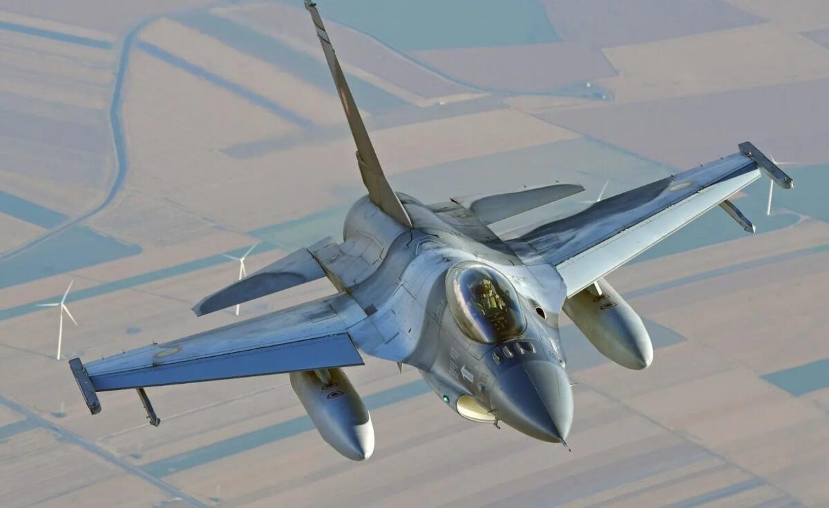 Lituania, caccia italiano della Nato abbatte drone entrato in spazio aereo - 