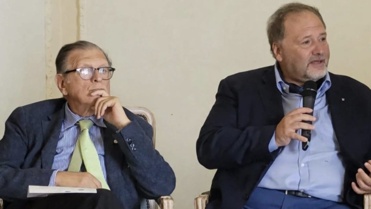 Accademia Siciliana Cultura Umanistica, Pira nel direttivo - 