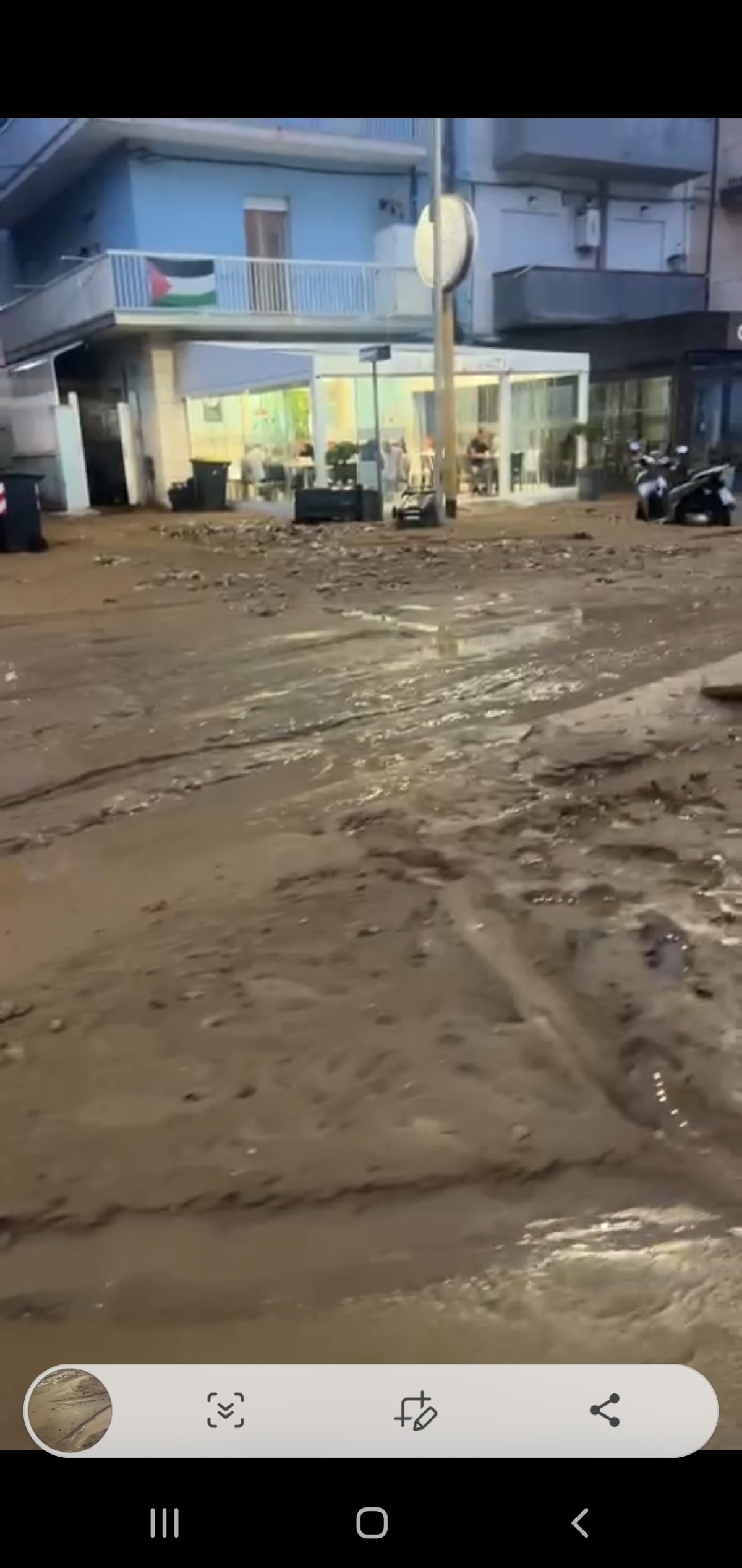 Prima pioggia e Gela finisce sott'acqua - 