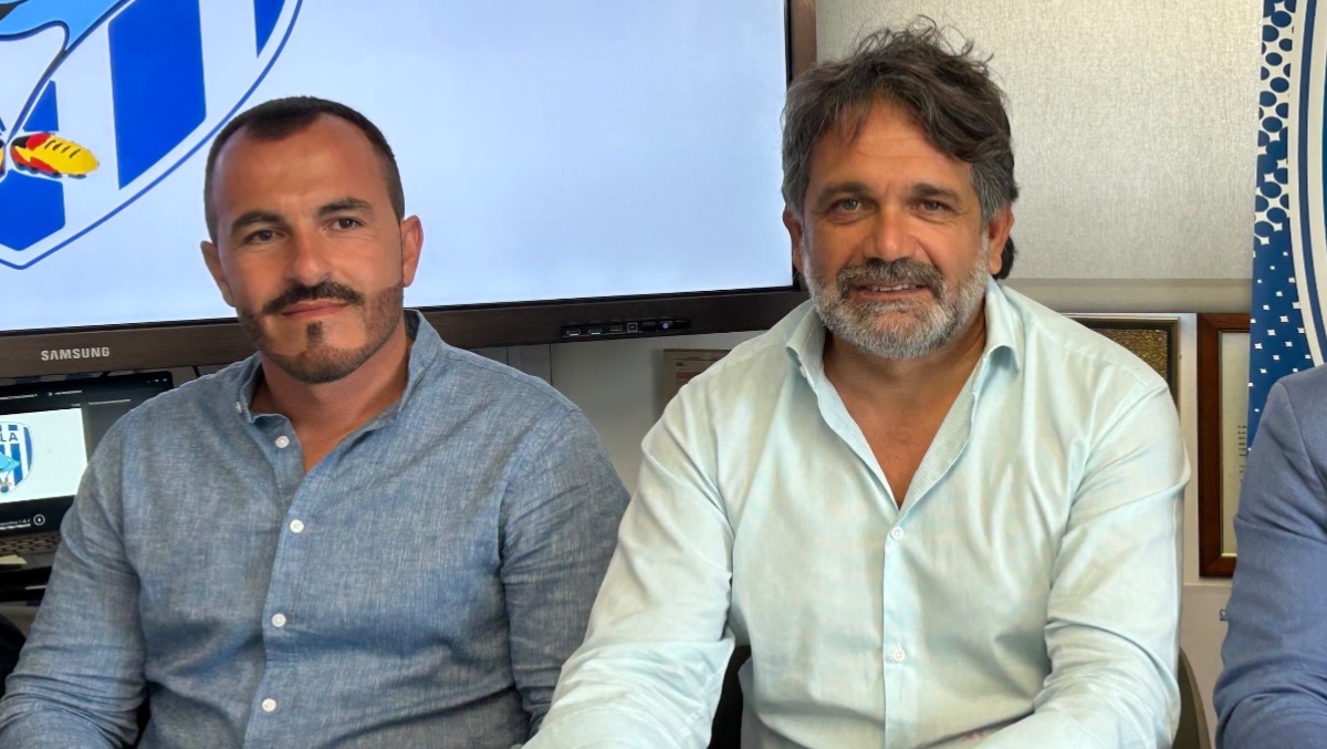 Gela, ufficiale: la società esonera Comandatore e Cammarata - 