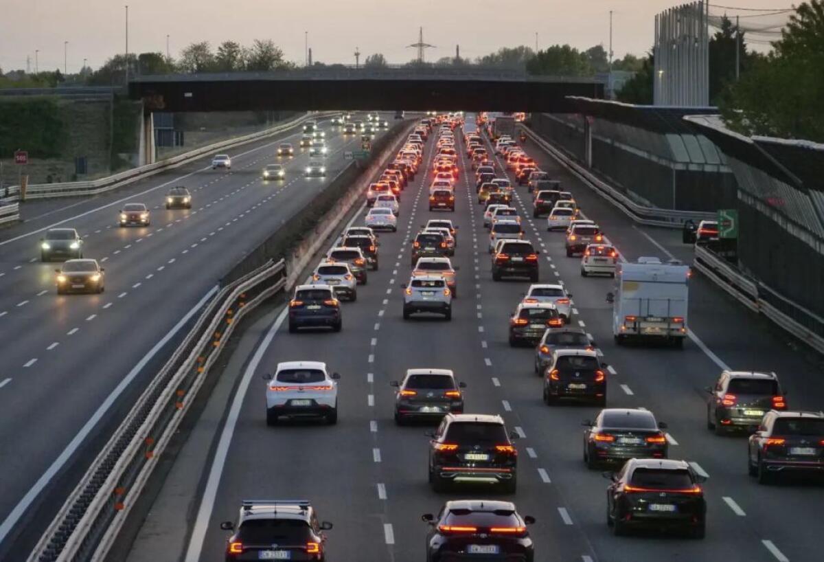 Bollo auto, ecco quali sono i modelli esentati dal 2027 - 