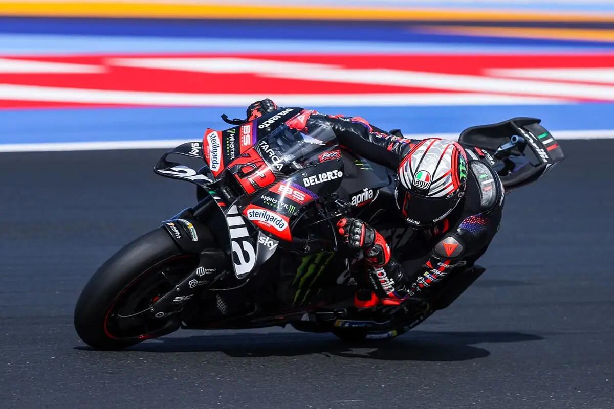 Pole per Bezzecchi a Misano, preceduti Marc Marquez e Aldeguer - 