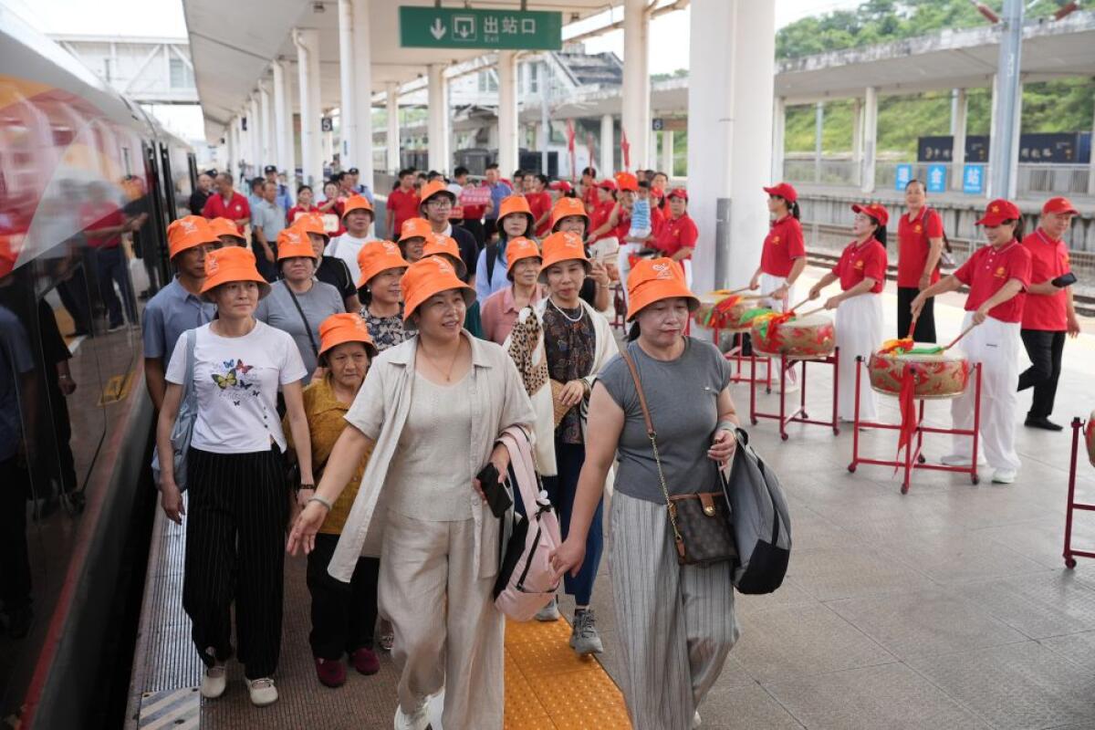 Cina, +1,5% negli investimenti per treni e binari tra gennaio e agosto - 