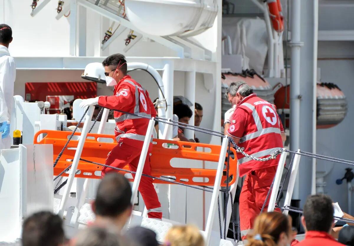 Migrante nascosto in auto muore nel traghetto da Tunisi a Palermo - 