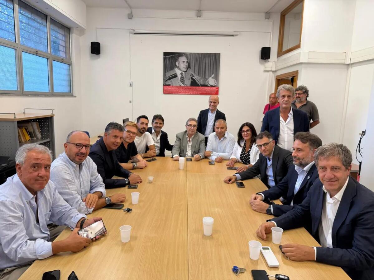 Oltre due ore di confronto per il centrosinistra: “Accelerare per la definizione di un programma” - 