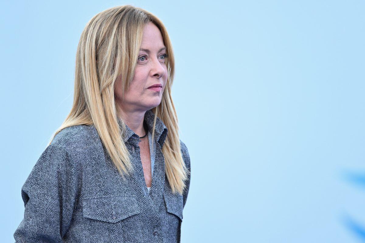 Meloni “Il governo tiene la barra dritta e non scappa” - 