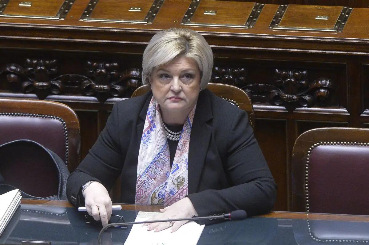 Ex Ilva, Calderone “Pronti ad adeguare l’assegno di ricollocazione Cigs” - 
