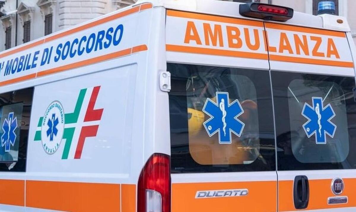 Crolla un balcone a Mazara del Vallo, morta una donna - 