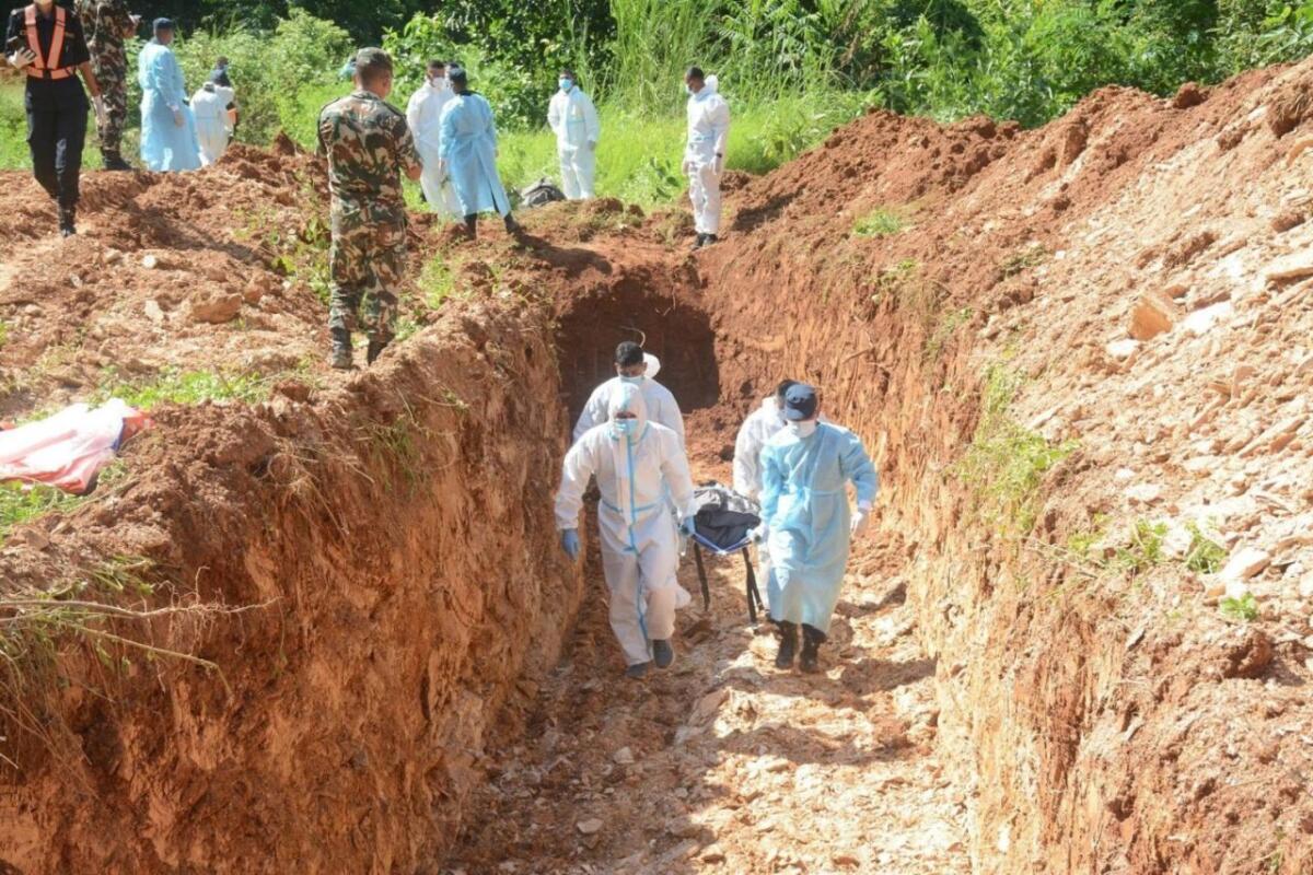 In Nepal si aggrava il bilancio delle vittime, oltre 1000 i morti - 