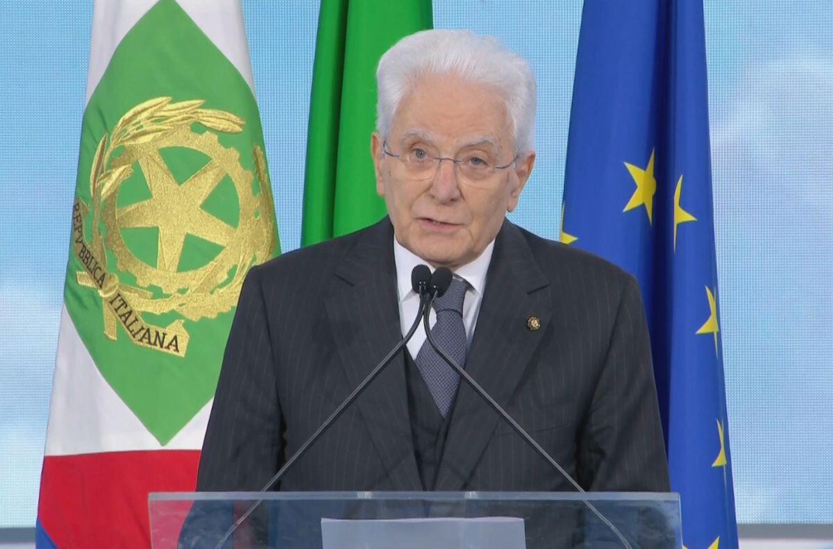 Mattarella “La scuola è aperta a tutti, deve unire e non lacerare” - 