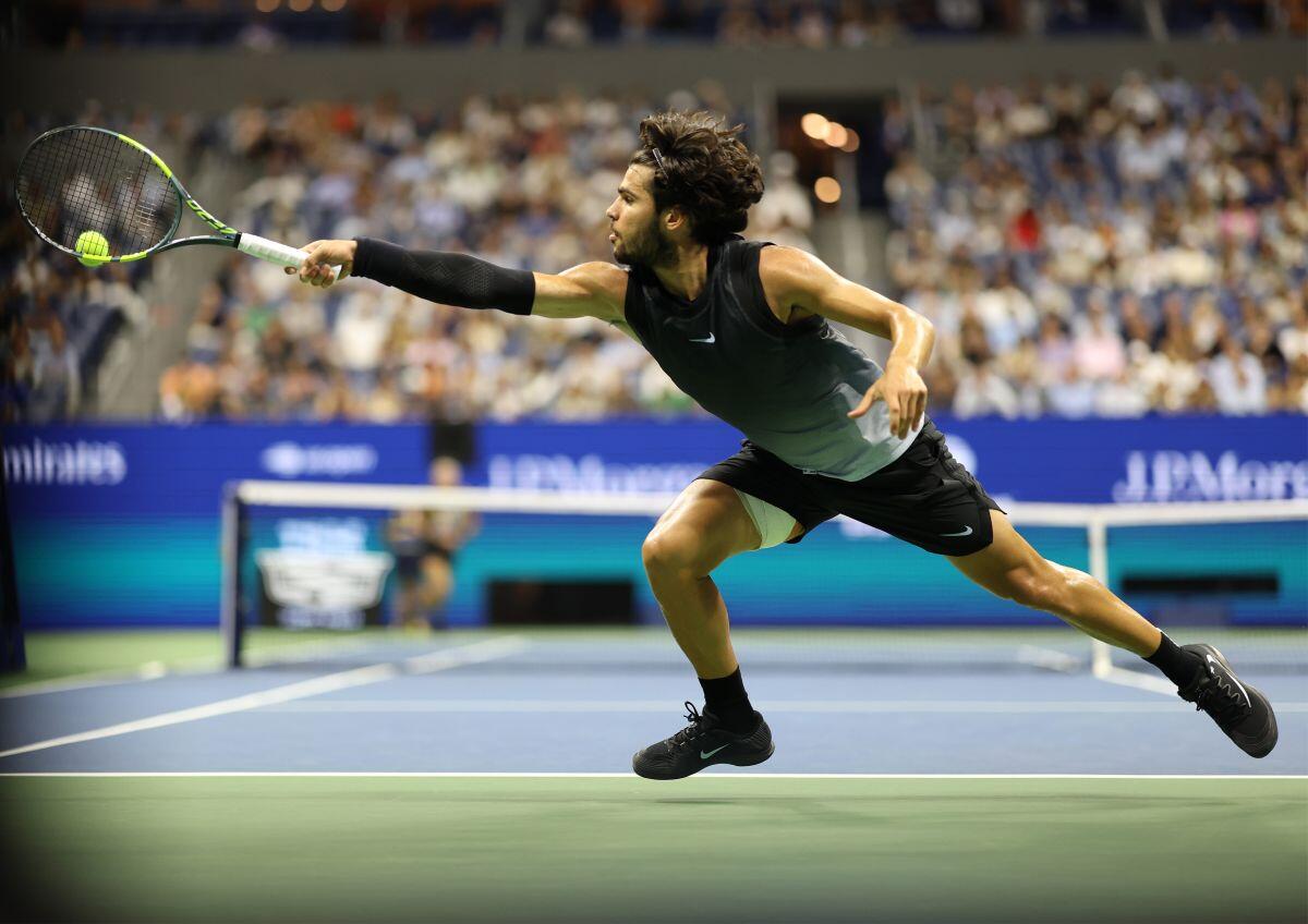 Alcaraz si arrende a Shelton nei quarti dello Us Open, avanti Tiafoe - 