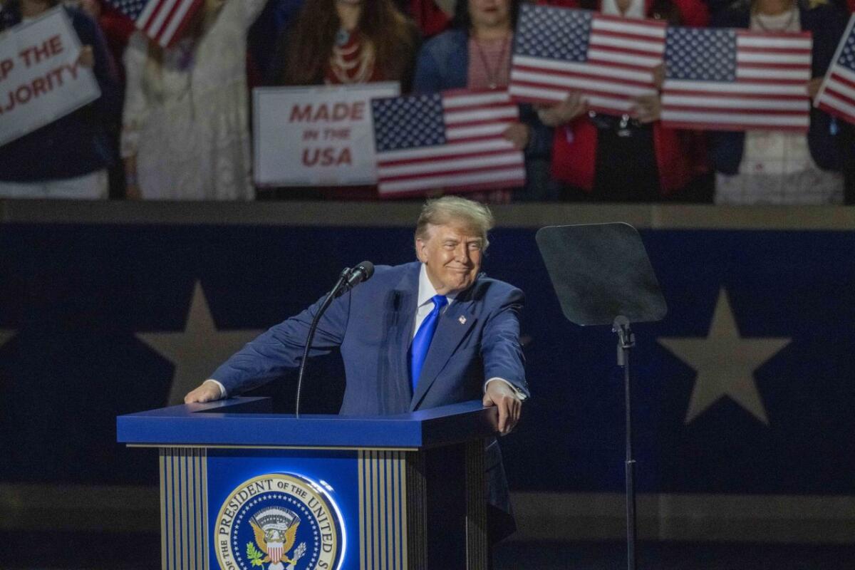 Trump a Dallas “Se vinciamo a novembre darò 5mila dollari a tutti gli americani” - 