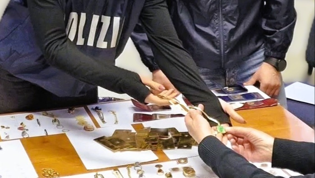 Truffa del finto carabiniere, arrestato con le mani nel sacco  - 