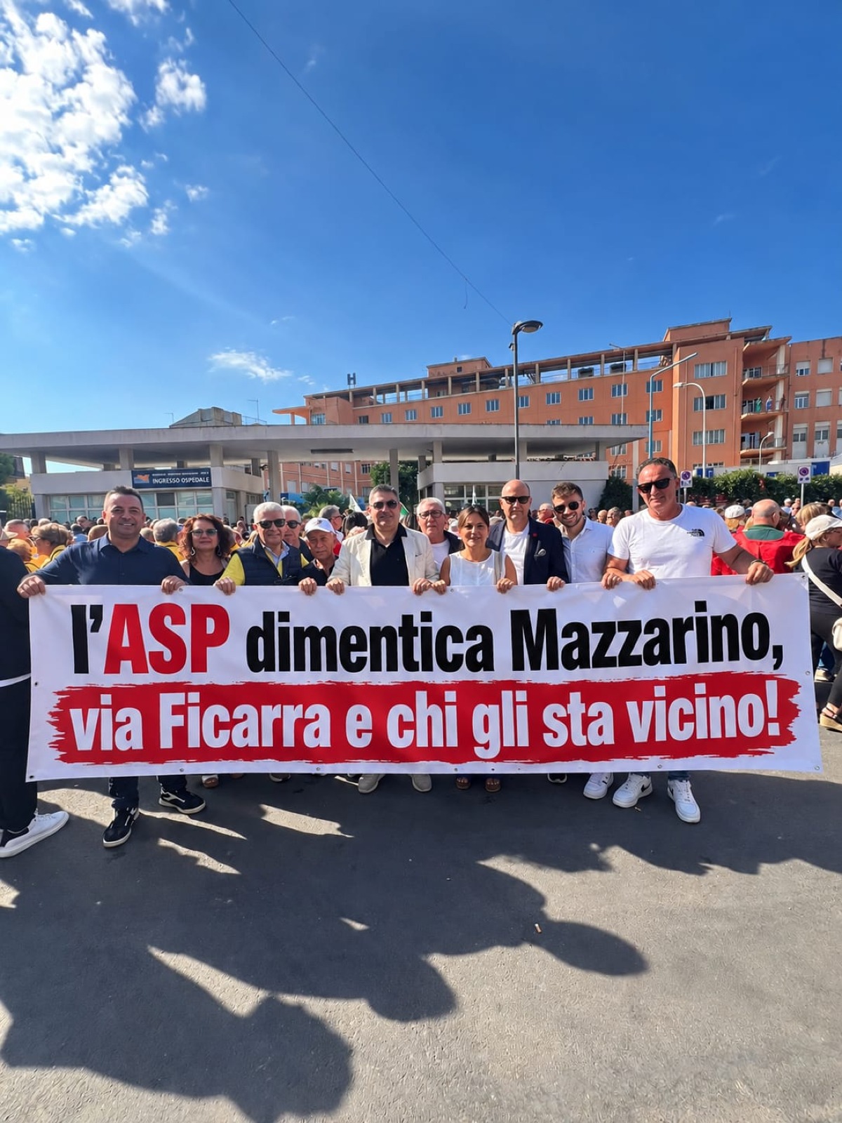 Gela, sanità in piazza: il gruppo Faraci accusa Asp e Ficarra - 