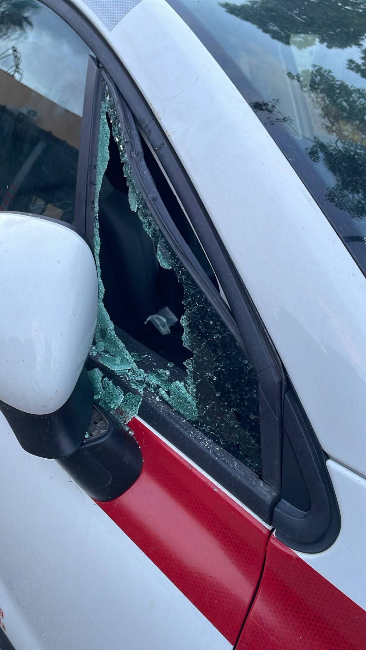 Ancora un grave atto vandalico ai danni della Croce rossa - 
