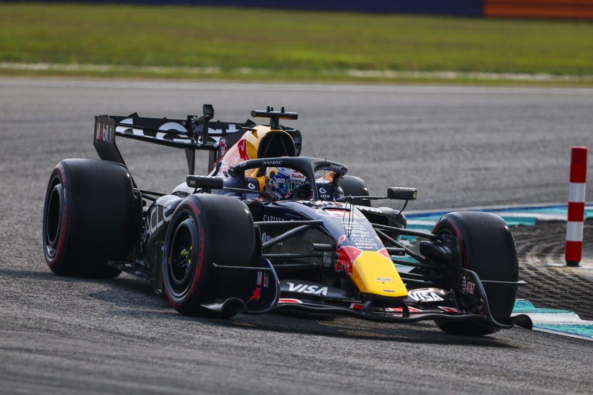 A Singapore Verstappen vince la Sprint davanti a Hamilton e Leclerc - 