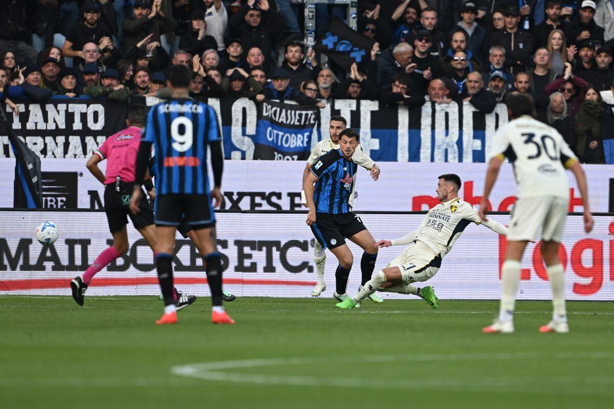 Gol e spettacolo a Bergamo, fra Atalanta e Frosinone finisce 4-4 - 
