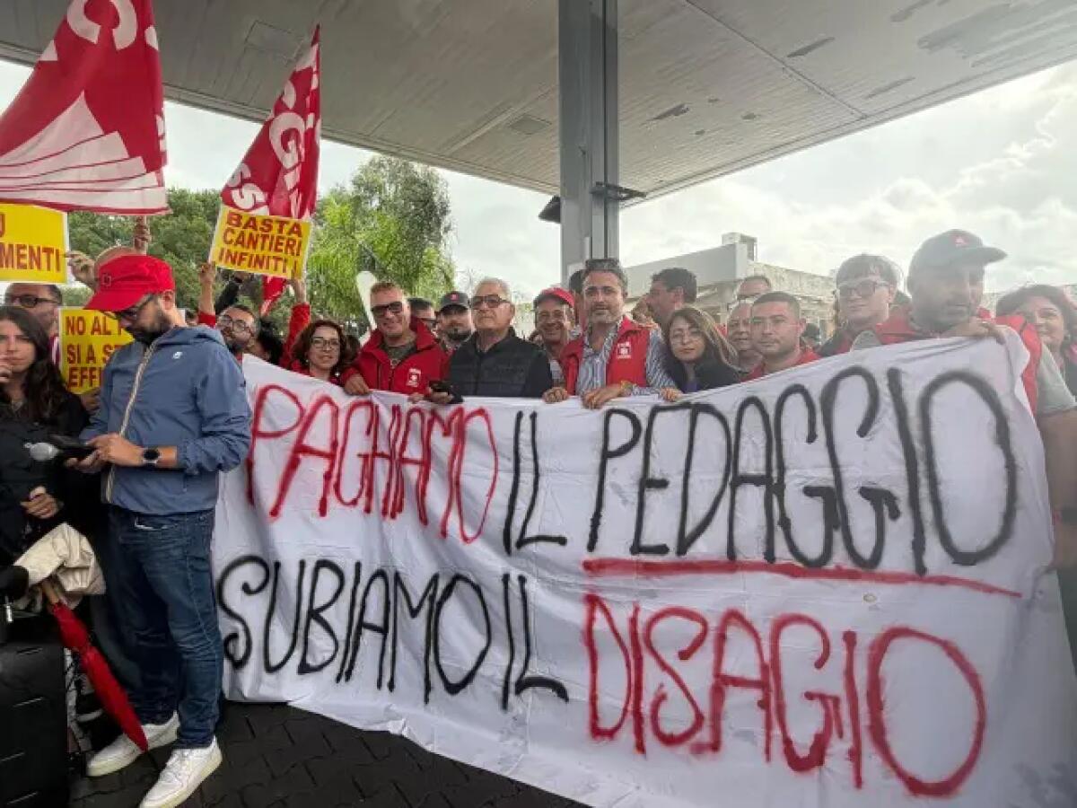 Carovane su A18 e A20 contro le autostrade insicure in Sicilia, protesta della Cgil - 