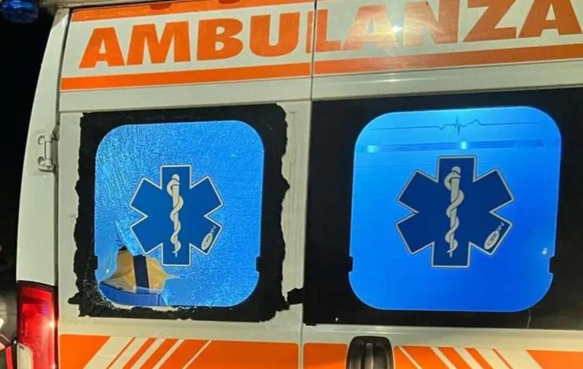 Tragedia in scooter a Capo d’Orlando: muore un ragazzo di 18 anni, l’amico è ferito gravemente - 