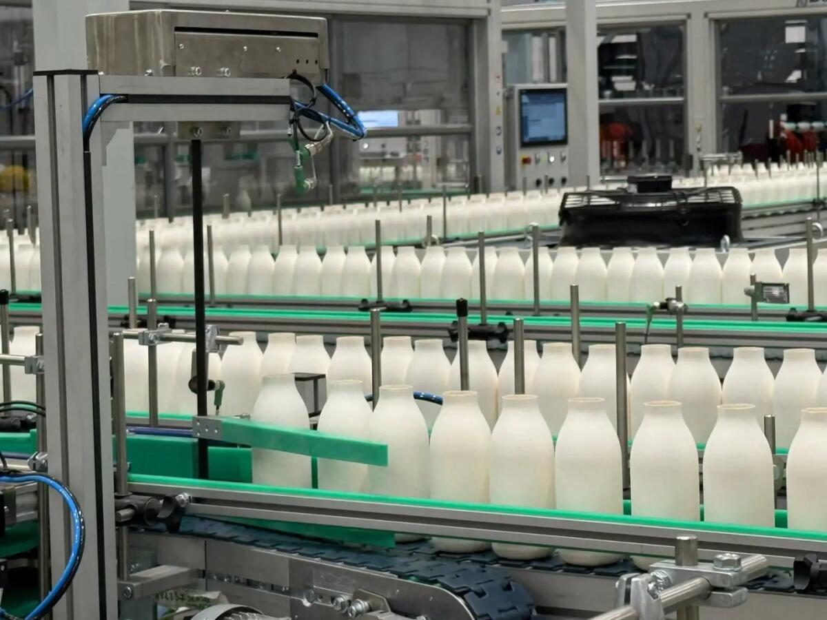 Arriva sul mercato italiano un’innovativa bottiglia in fibra di carta - 