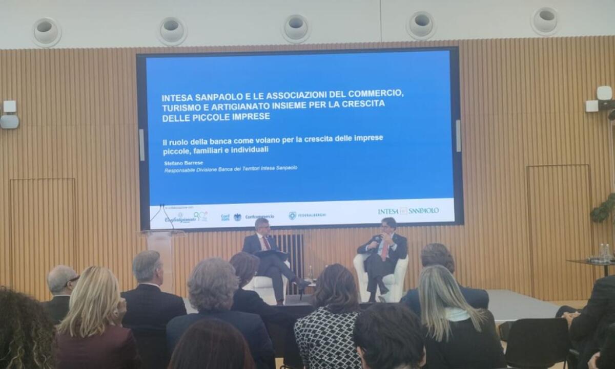 Intesa Sanpaolo, piano da 20 mld per la crescita di piccole imprese e territori - 