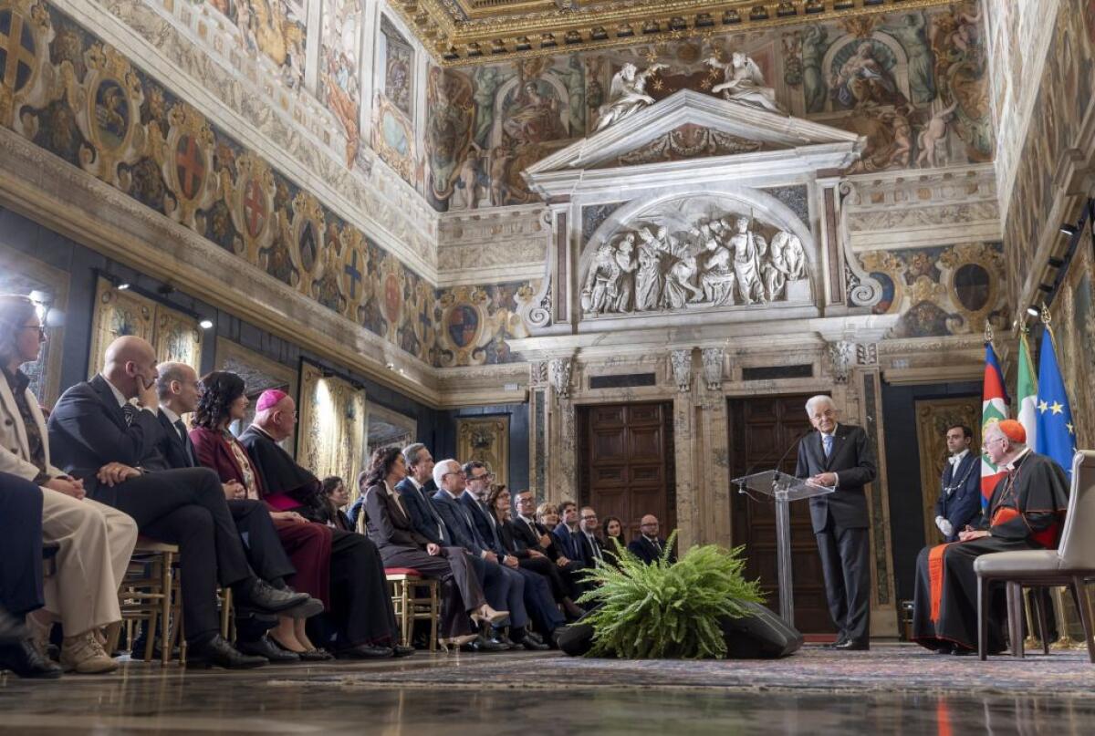 Mattarella “In tempi di incertezza il futuro va disegnato dai giovani” - 
