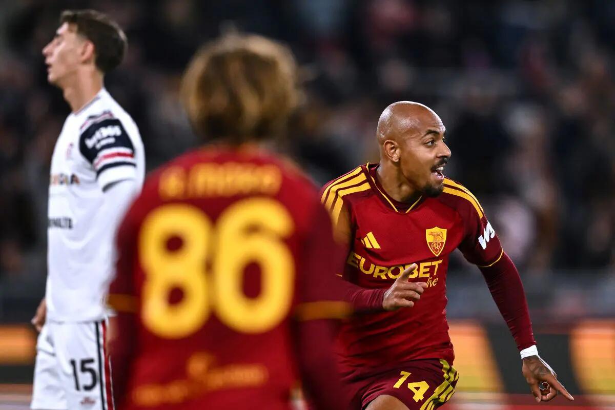 Sei gol e tante emozioni all’Olimpico, Roma batte Cagliari 4-2 - 