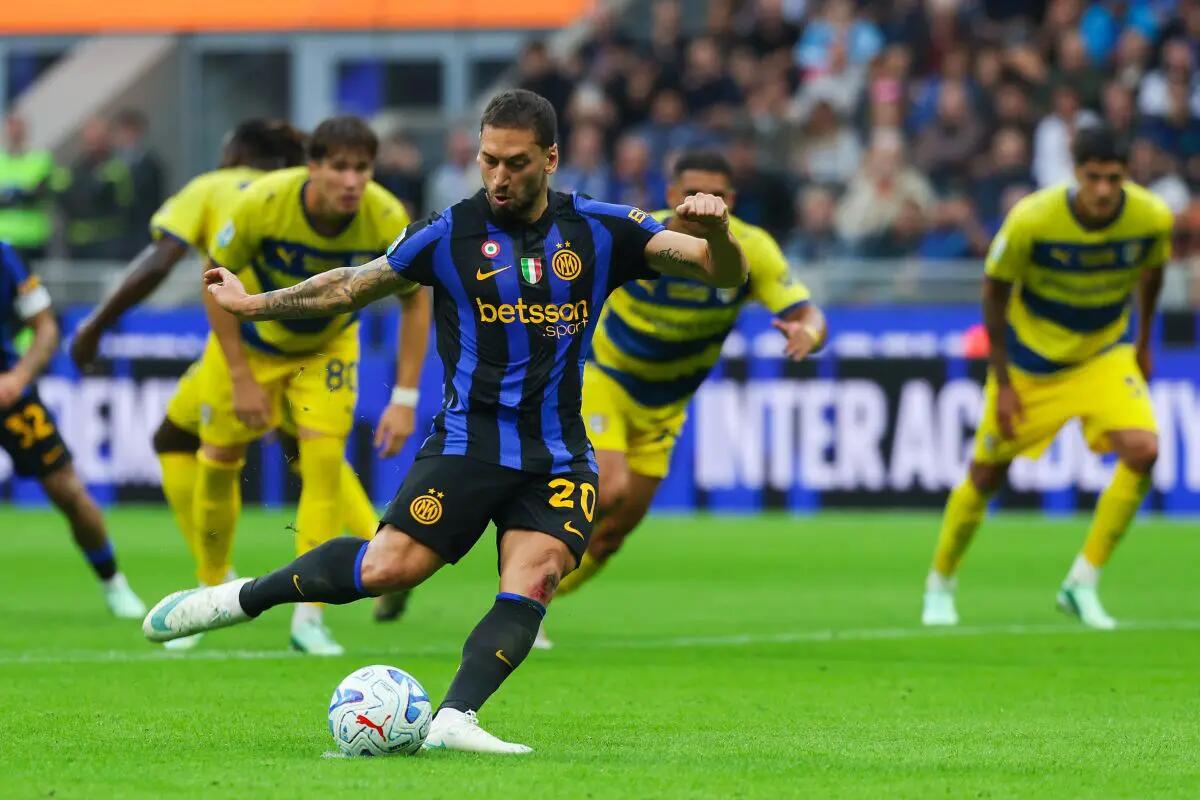 Debutto amaro per Gilardino, l’Inter travolge 3-0 il Parma al Meazza - 