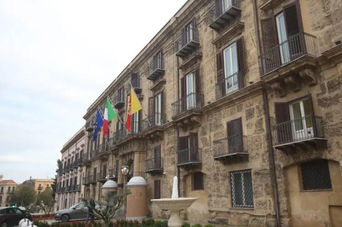 Forza Italia “La presidenza della Regione Siciliana resti al partito, no a papi stranieri” - 