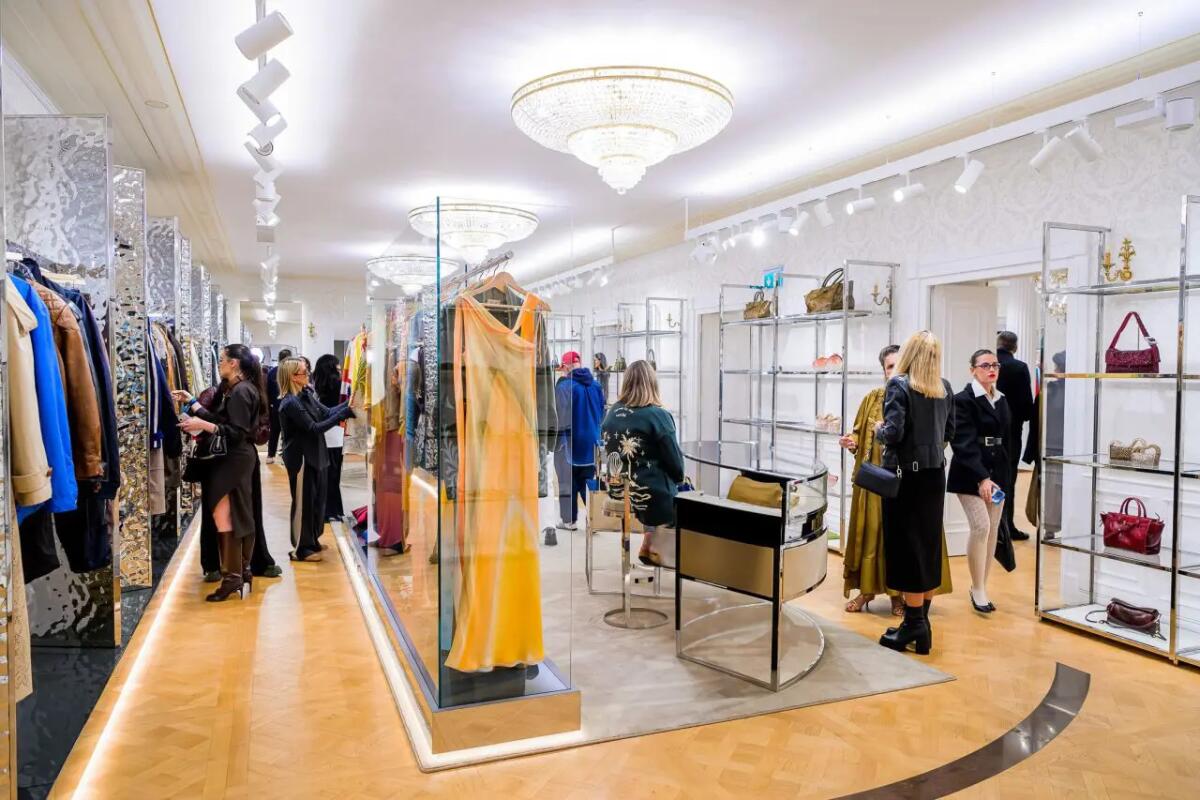 In Romania import moda a 4,76 mld USD nel 2025, Made in Italy guarda a Bucarest - 