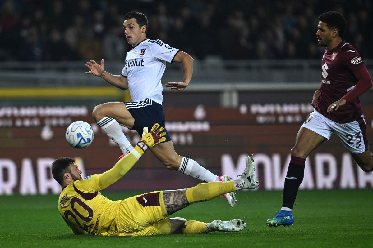 Adams illude il Torino, il Como rimonta e vince 3-1 - 