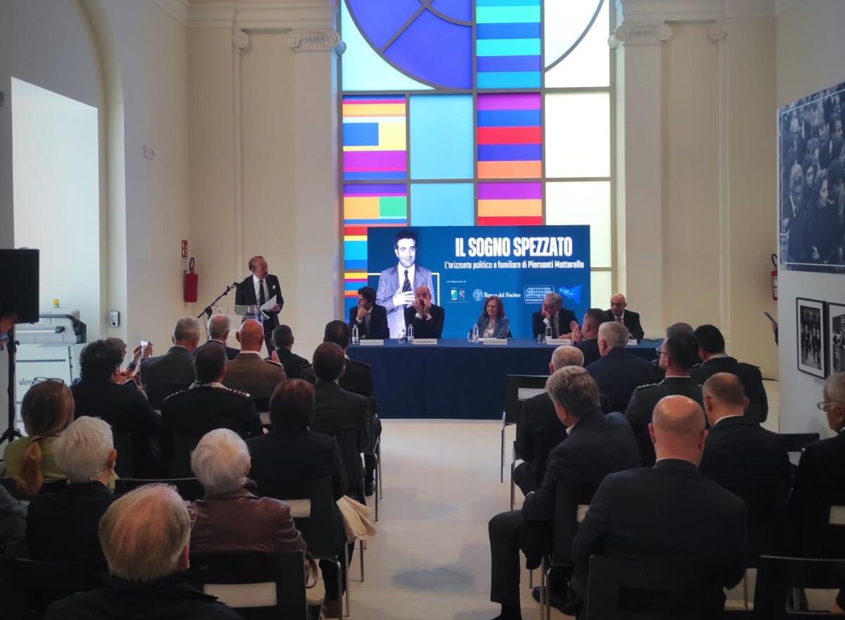 Banca del Fucino porta all’Aquila la mostra dedicata a Piersanti Mattarella - 